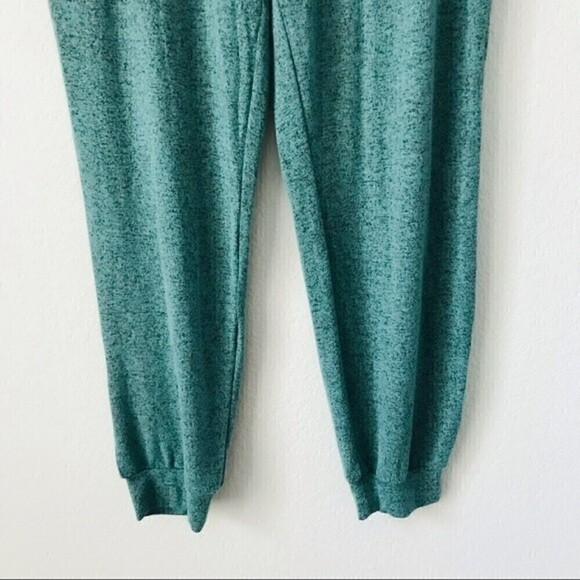 New! Young Fabulous & Broke 2 Piece Matching Joggers Hooded Cardigan Set - Picture 13 of 16